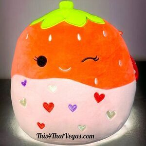 Squishmallow SCARLET strawberry Pink Chocolate Valentine 2024 FIRST TO MARKET
